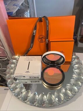 Hermès Soleil D'Hermès Face & Cheeks Palette — Coral, Peach, Bronze- Gift Bag